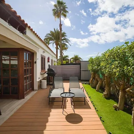 Palms Premium Bungalow, Private, Relaxing, Swimming Pool Apartament *